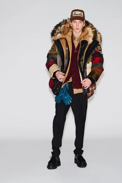 Look 14